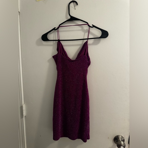 Dress - Picture 2 of 4